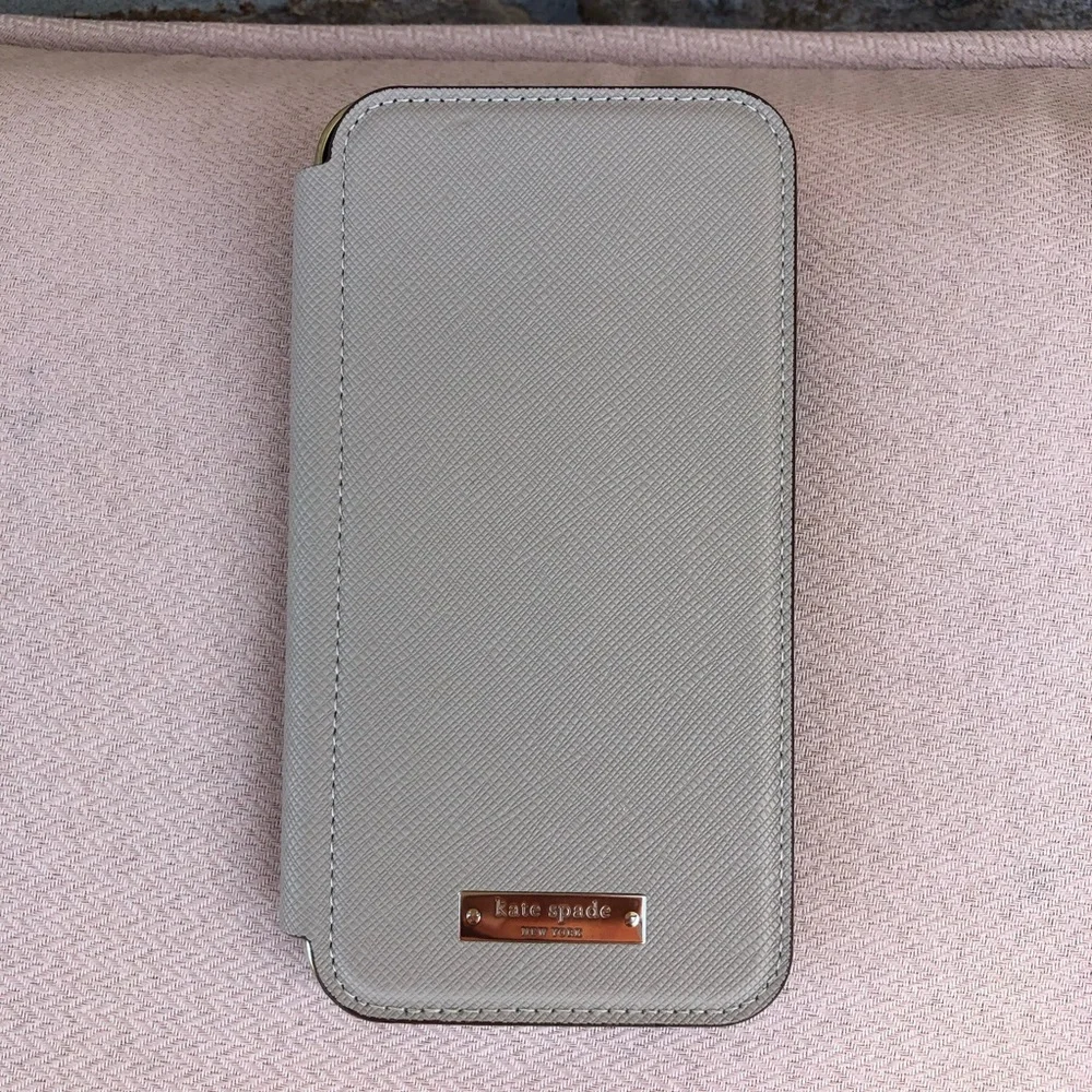 kate spade ❤️ preowned